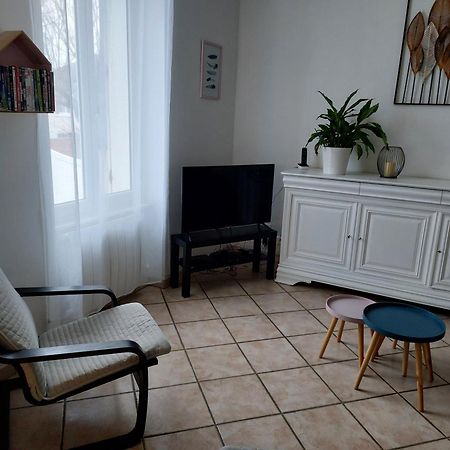 Gite De L Epinette Commentry المظهر الخارجي الصورة